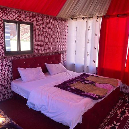 Bed and Breakfast Calm Camp Wadi Rum Exteriér fotografie