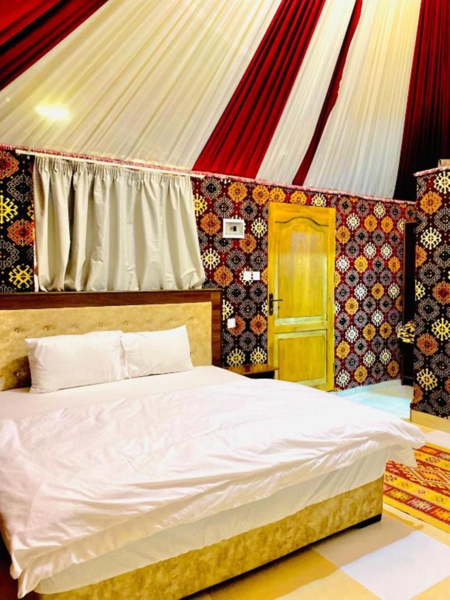 Bed and Breakfast Calm Camp Wadi Rum Exteriér fotografie