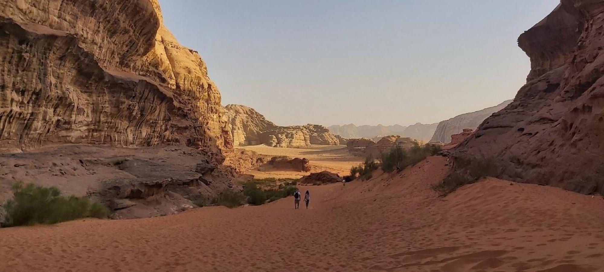 Bed and Breakfast Calm Camp Wadi Rum Exteriér fotografie
